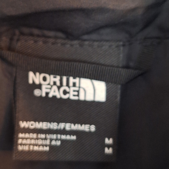 The North Face Black Women's Jacket Blemish In Photo - Picture 5 of 7